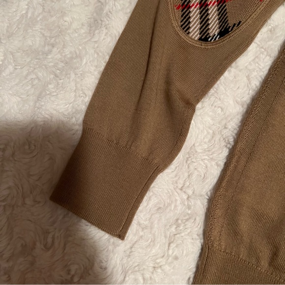 WOMANS BURBERRY SWEATER - Picture 8 of 12